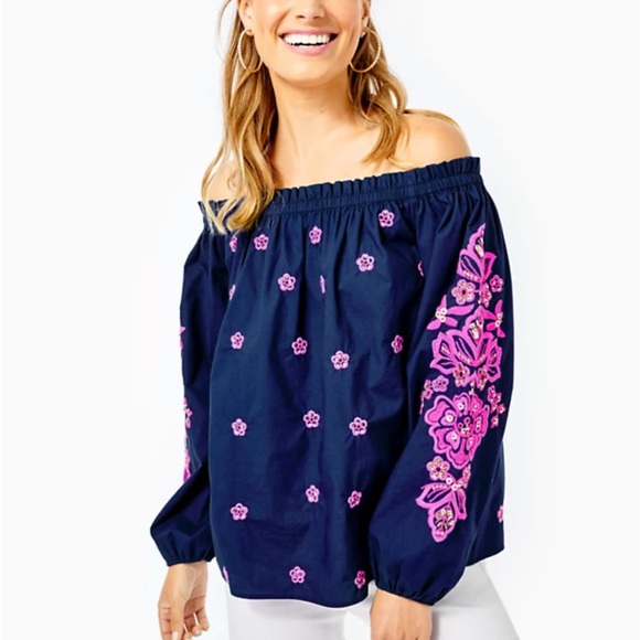 Lilly Pulitzer High Tide Navy Jaeda Top. Size small - Picture 2 of 9